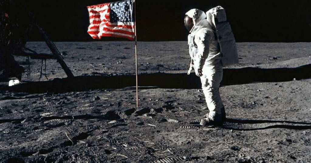 A História da Corrida Espacial: Uma Linha do Tempo das Principais Conquistas 5 homem na lua 1619 1024x768